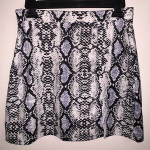 Snake skirt